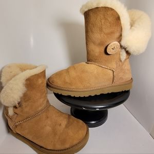 UGG Boots - chestnut - women’s size 7